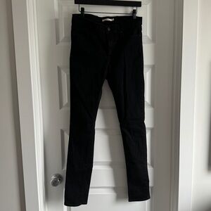 Levi’s Slimming Skinny